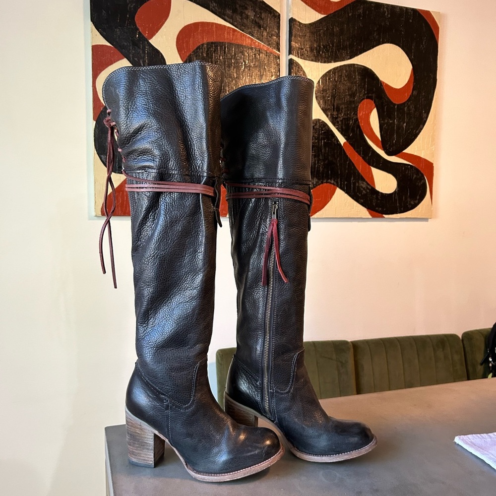Freebird Brock - Black Leather Knee-High Boots